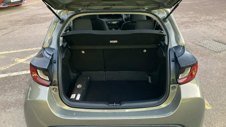 Toyota Yaris 1.5 Hybrid Icon 5dr CVT Hybrid Hatchback